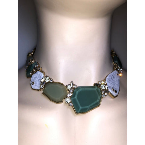CHLOE + ISABEL ZEN GARDEN STATEMENT NECKLACE - N207