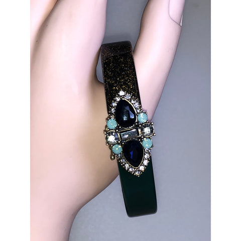 CHLOE + ISABEL Deco Crystal Hinge Bracelet - B055