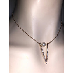 CHLOE + ISABEL pavé v pendant necklace with floating pearl - N115