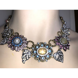 Chloe + Isabel Vintage Floral Statement Necklace - N600MPAR