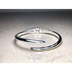 CHLOE & ISABEL Curved Silver Bracelet -B024
