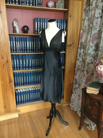Black Semi Sheer Side Slit Tie Nightgown