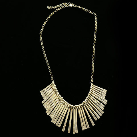 Luxury Necklace Gold NWOT