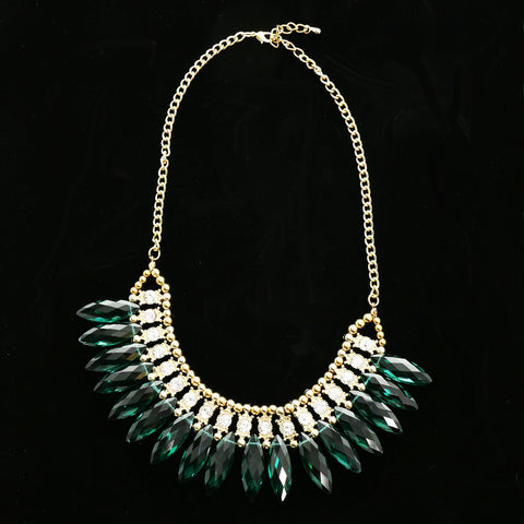 Luxury Crystal Necklace Gold/Green NWOT
