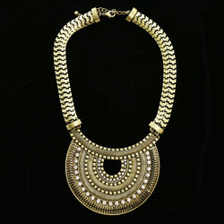 Luxury Crystal Necklace Gold NWOT
