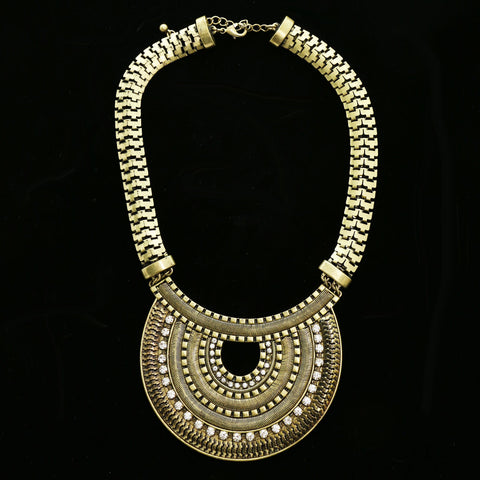 Luxury Crystal Necklace Gold NWOT