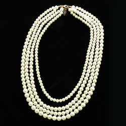Luxury Pearl Necklace Gold/White NWOT