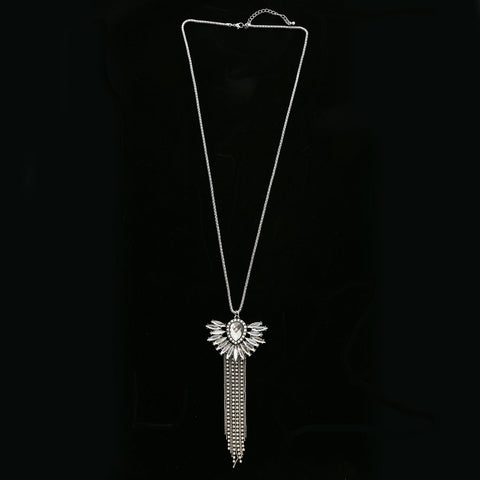 Luxury Crystal Necklace Silver NWOT