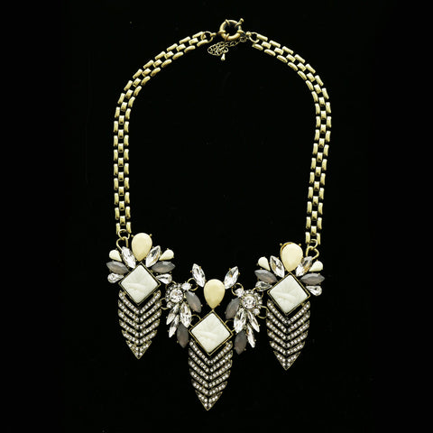Luxury Crystal Necklace Gold/White NWOT