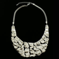 Luxury Necklace Silver NWOT