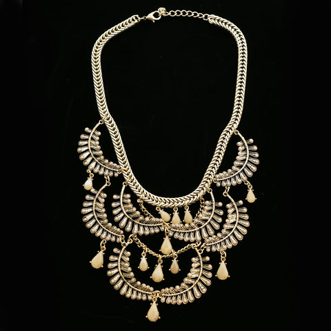 Luxury Faceted Leaf Necklace Gold & Pink NWOT