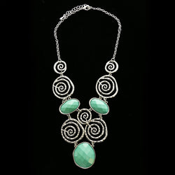 Luxury Faceted Hammered Finish Necklace Silver & Green NWOT