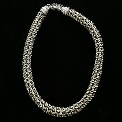 Luxury Necklace Silver/Black NWOT