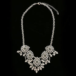 Luxury Crystal Necklace Silver NWOT