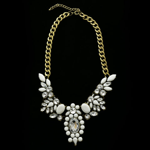 Luxury Necklace Gold/White NWOT