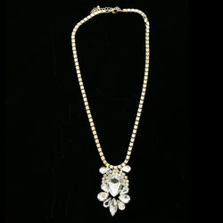 Luxury Crystal Necklace Gold NWOT
