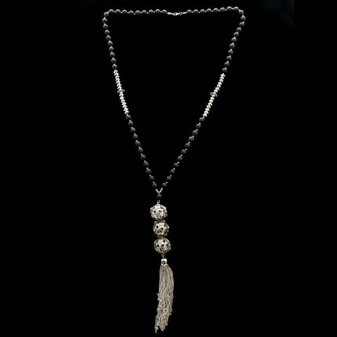 Luxury Y-Necklace Silver/Black NWOT