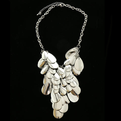 Luxury Necklace Silver NWOT