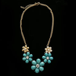 Luxury Crystal Faceted Flowers Necklace Gold & Blue NWOT